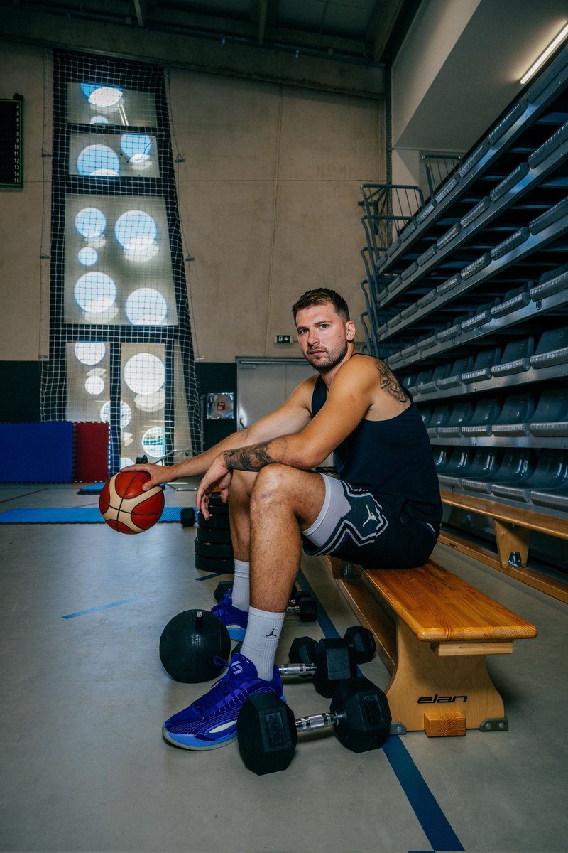 I had to google this to make sure it isn't photoshopped 😯 Luka Doncic seems extremely motivated and has done a really good job getting his body in shape.