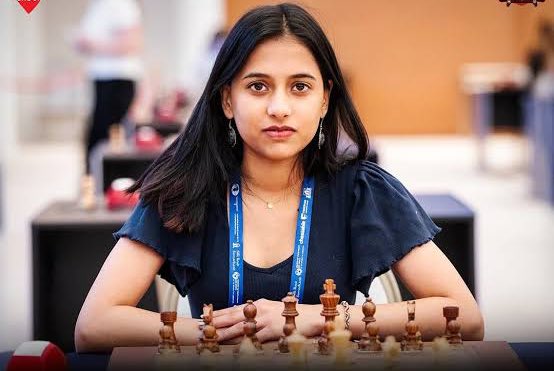 VOICEOFGODARI's tweet image. Beauty with brain
Congratulations #DivyaDeshmukh
Women’s world cup chess