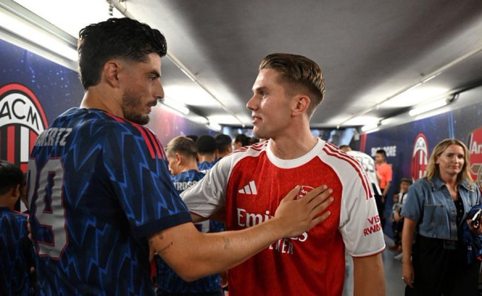 EspacioGunner's tweet image. La llegada de Gyökeres aumenta la competencia por los puestos, pero si Havertz está en forma se espera que siga saliendo de inicio en el equipo titular. [ @gunnerblog ]