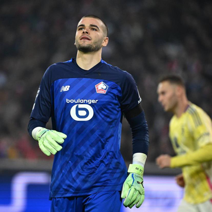 LMDPSG's tweet image. 🚨 Le LOSC réclame une somme d’environ 55 MILLIONS D’EUROS pour vendre Lucas Chevalier au PSG. 💰
Le board parisien reste confiant pour conclure le deal à 40 M€ + bonus. ❤️💙
Un accord a déjà été trouvé entre Lucas Chevalier et le Paris Saint-Germain pour un contrat de 5 ans.…