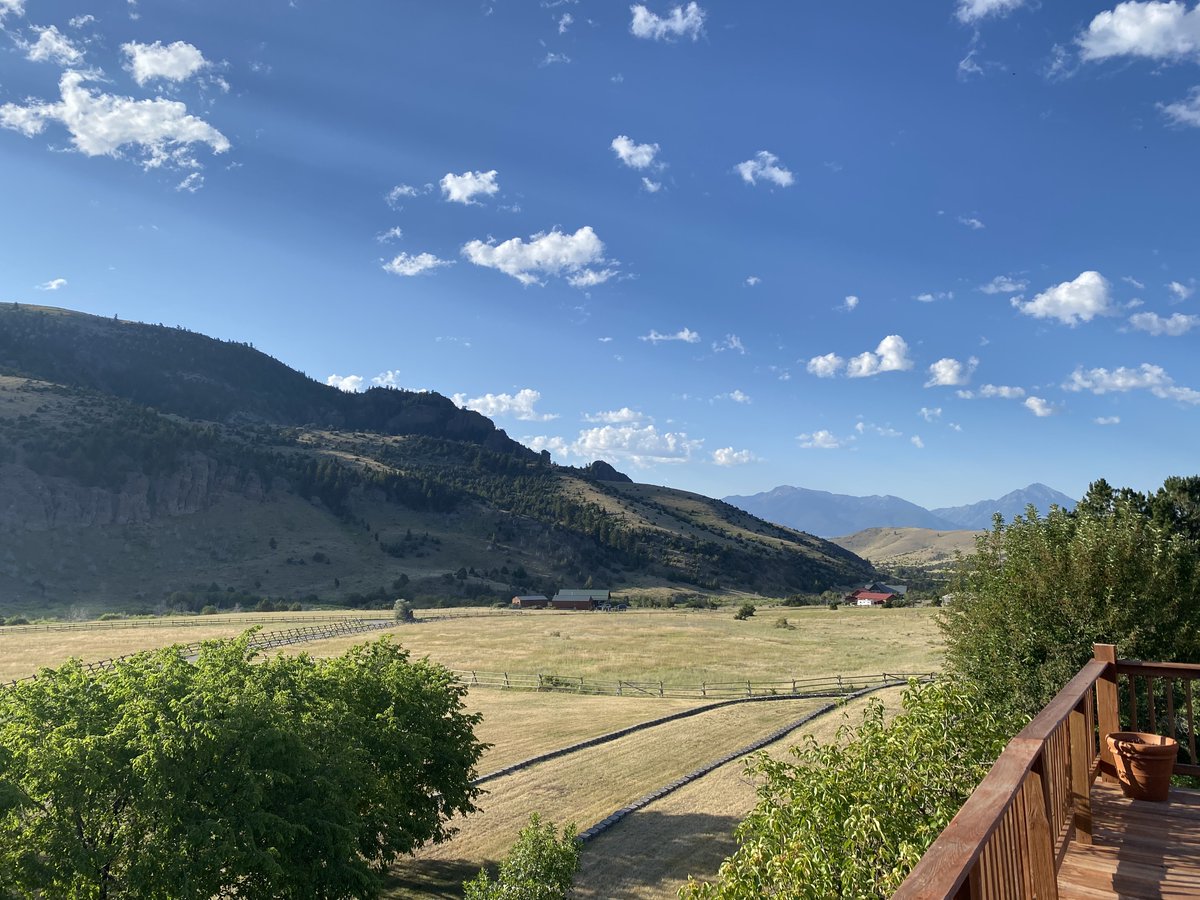 #EMS goes West! Jim has been out at Yellowstone for a wedding, while there he met a friend and did a little sight seeing! #WeSpeakHVAC