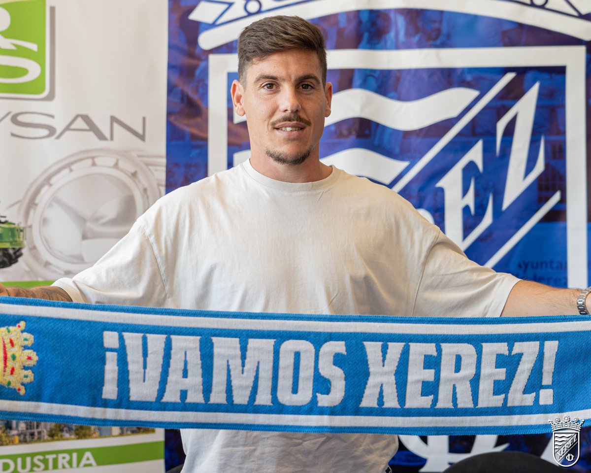 XerezCD_OFICIAL's tweet image. 📸 ¡No hay dos sin tres con Moisés Rodríguez!

🤝 Por la gentileza de Rubysan

📺 youtu.be/D7huT2QWrV8

#MoiAzulino • #LaSuerteSePersigue