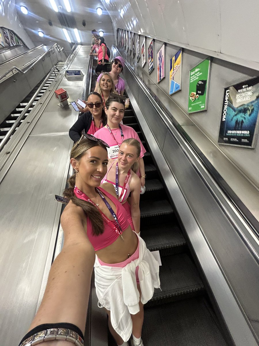 𝐋𝐮𝐜𝐲 tweet media