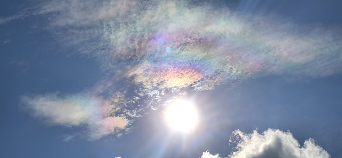 Come on, world! Look up!