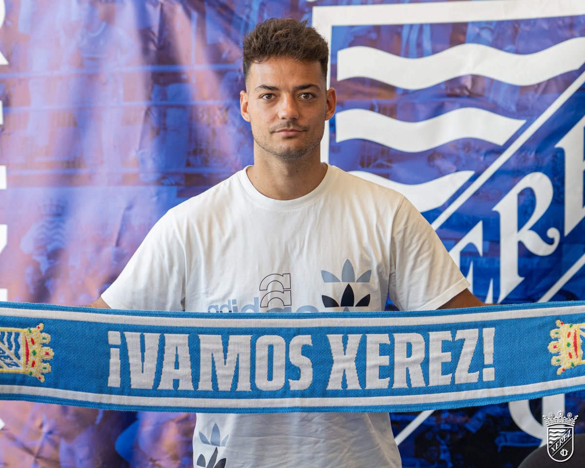 XerezCD_OFICIAL's tweet image. 📸 ¡Día de presentación para Isma!

🤝 Por la gentileza de @mmovilnetwork 

📺 youtu.be/hjHISvvQ1uE

#IsmaGutiérrezAzulino • #LaSuerteSePersigue