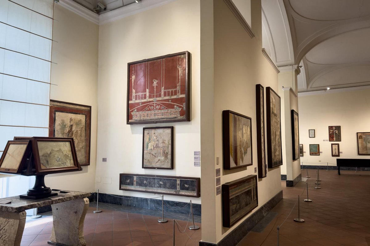 MANNapoli's tweet image. Nuova illuminazione nelle sale degli Affreschi del #MANN: colori e vita per tutti noi...