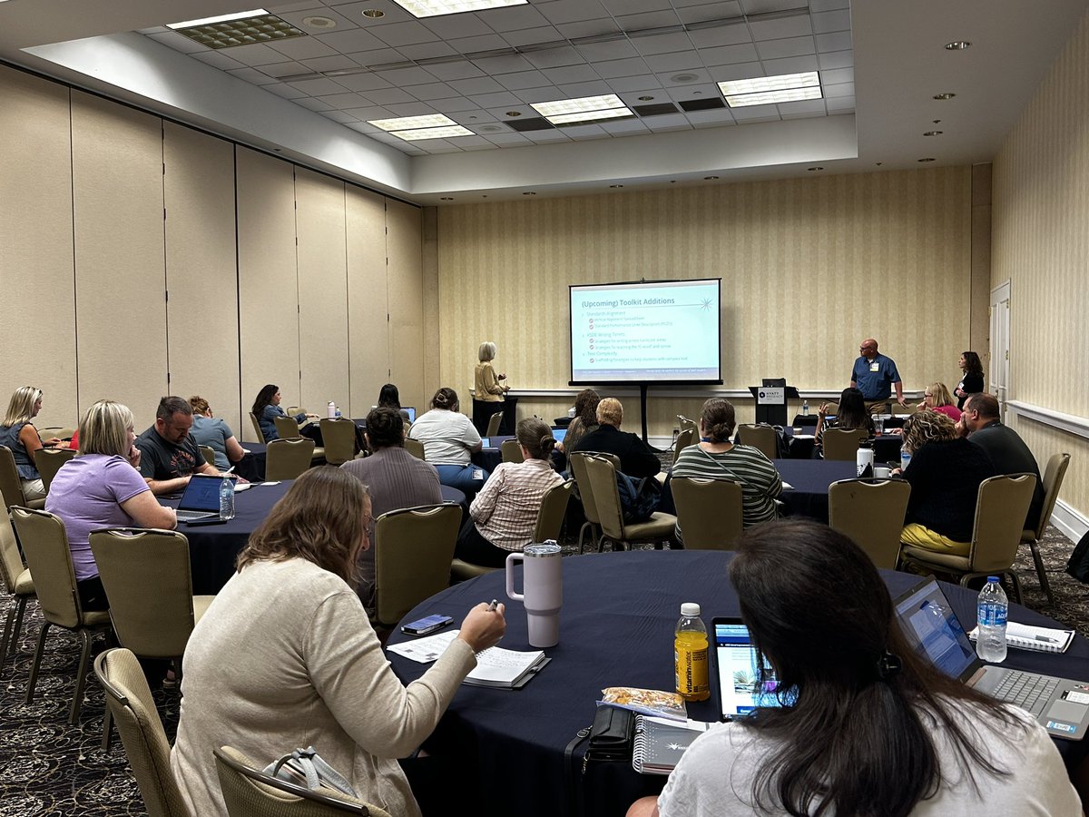 Humanities Program Manager for ELA, Mary Lonker begins the ELA/HGSS Toolkit session with a deep dive into ELA Toolkit updates at the KSDE Annual Conference.