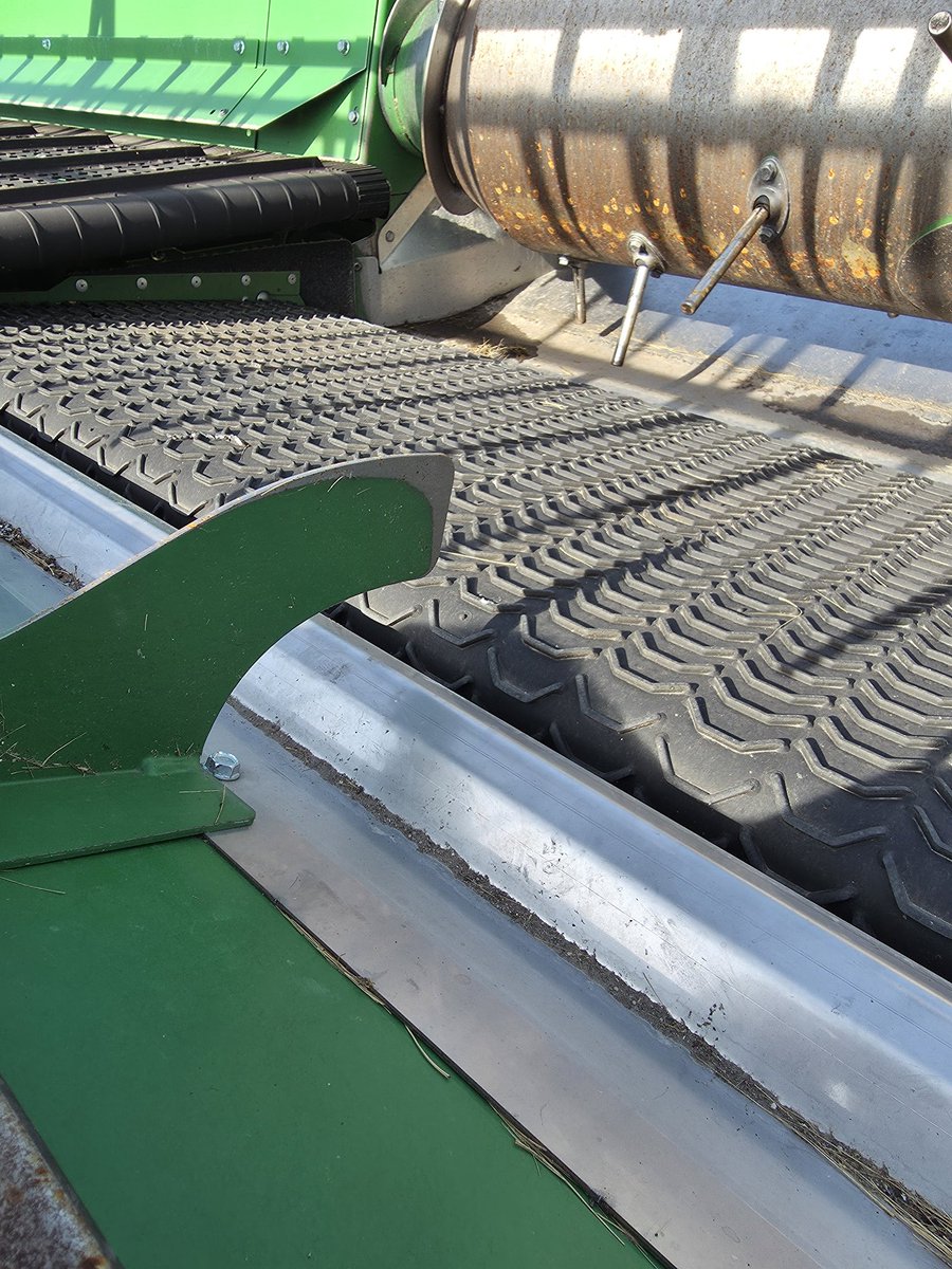hsmfginc's tweet photo. As harvest season approaches, visit H&amp;S Manufacturing for your Rock Dam. They prevent damage to your combine, are easy to install, and fit all John Deere and MacDon headers. https://t.co/EEGBFjGu2j