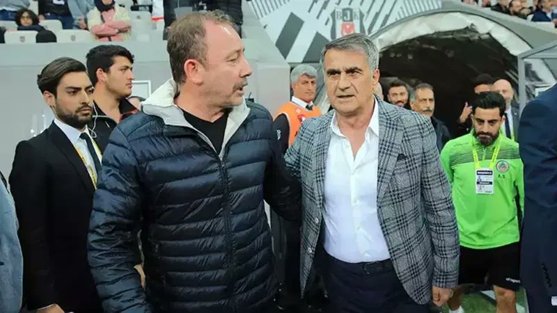 ''Biri milli takıma yanladı, öbürü çöp etti kaçtı..''

✍️Duhuliye.com yazarı Bülent Bilirgen'in (<a href="/BilirgenBulent/">Bulent Bilirgen</a>)  kaleme aldığı köşe yazısı..

Detaylar: duhuliye.com/futbol/biri-mi…

#Beşiktaş
