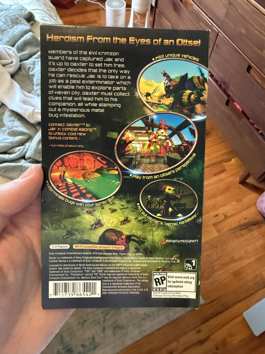 tommy_stella's tweet image. Don’t talk to me unless you also own the Daxter PSP demo that comes in this weird folder