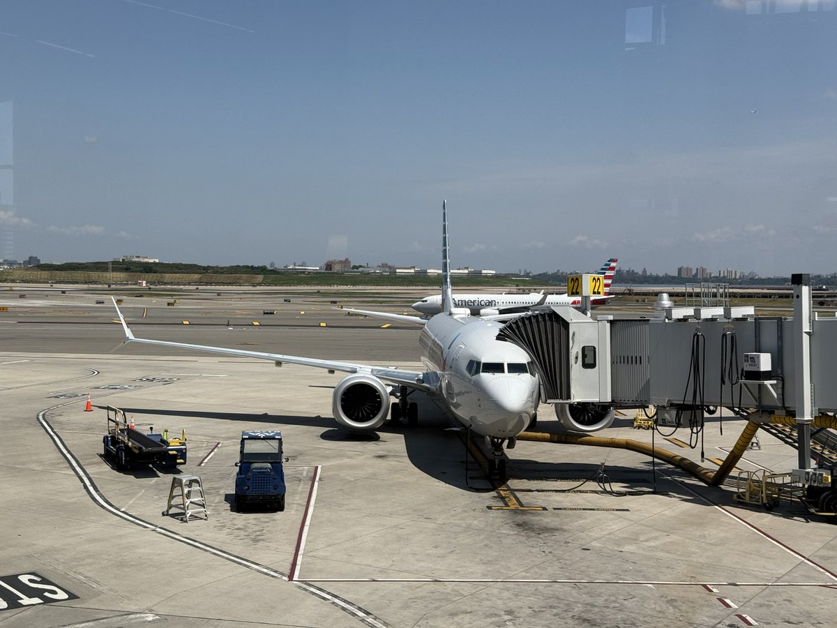 Here, have a plane pic…