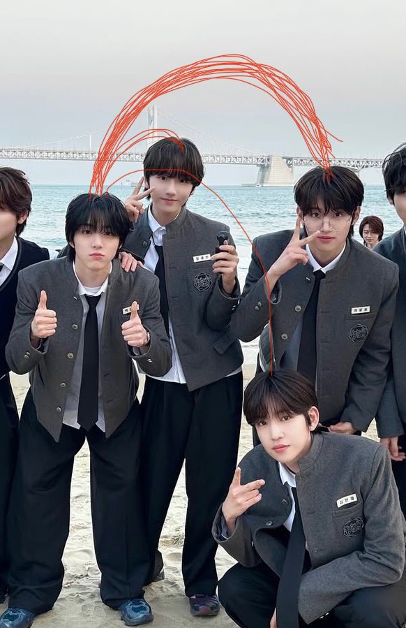 choeyuriiii's tweet image. s라인ㅋㅋ