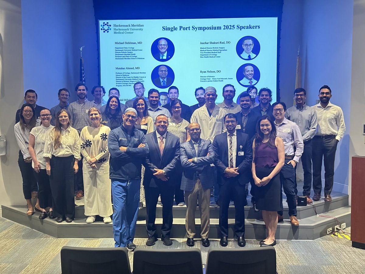 rocioroldanUro's tweet photo. Fantastic experience at the @HUMCUrology SP Robotic Urology Symposium this weekend!
Live surgeries, hands-on practice, expert panels & innovation in every session.
Grateful for the opportunity to learn and grow with such a brilliant group @mdstifelman
#SProbotics #Urology https://t.co/zNwWDLRZ2q