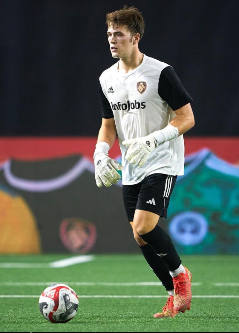 Leak...
Welcome Back mi Presi 🖤