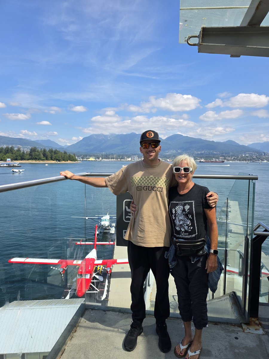 JeffGucciLong's tweet image. Canada was awesome...
Beautiful country.
They do not ACCEPT the dollar. But they do like Bitcoin. Let that sink in.