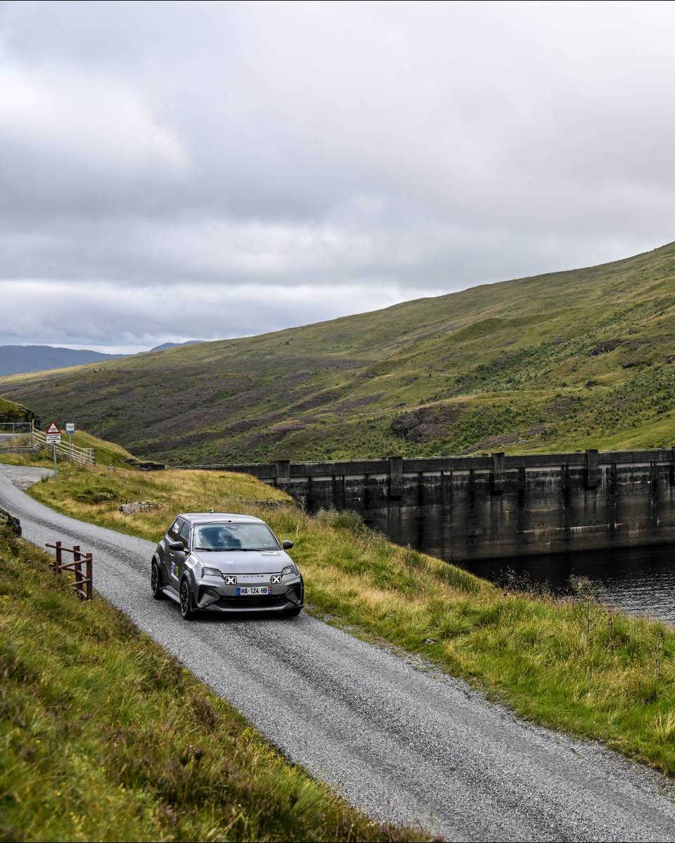 Sustainable performance meets a spectacular setting 🌿

This weekend’s ecoRally Scotland showcased innovation, competition, and a shared commitment to a greener future 📸🏴󠁧󠁢󠁳󠁣󠁴󠁿

Michal Žďárský and Jakub Nábělek claimed victory in the round eight of the Bridgestone FIA ecoRally cup.