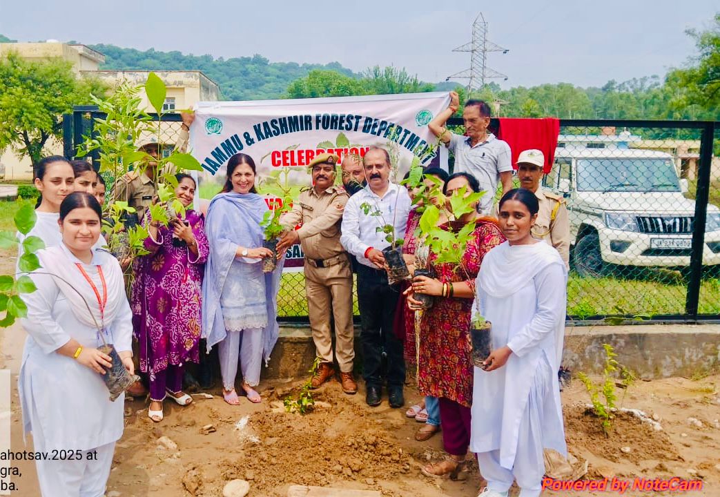 JAMMULINKS's tweet image. SAMBA: Shri Pandit Prem Nath Dogra Govt. Degree College, Samba (SPPND) Government Degree College, Samba marked a major step toward environmental sustainability with the launch of a plantation drive on the occasion of Van Mahotsav, held at its newly developed Botanical Garden.…