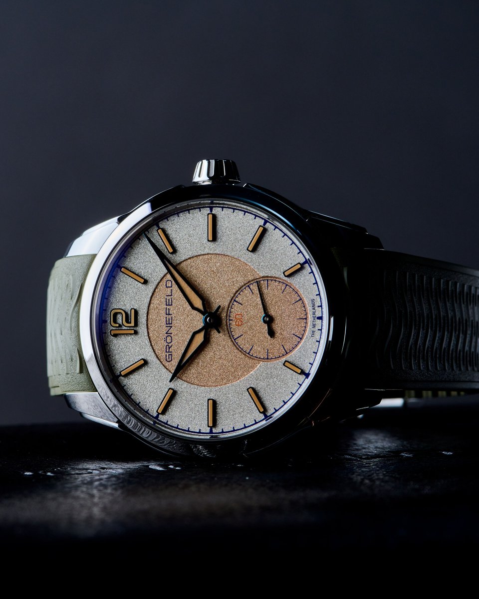 EuropeanWatchCo's tweet image. 🌊 When Dutch watchmaking meets extreme engineering. 🌊

The Grönefeld 1969 Deltaworks is more than a luxury sports watch, it’s a tribute to the Netherlands’ legendary Delta Works flood defense system and the resilience it represents. Crafted by Tim and Bart Grönefeld, this is…