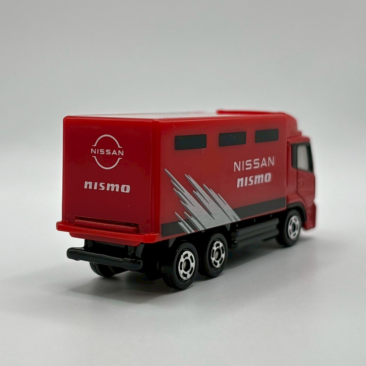 tomica103ca's tweet image. #タカラトミー #購入品 #TCN #トミカ #新発売 #オリジナル #NISSAN #トランスポーター #NISMO
7月19日　新発売🌈
TCNオリジナル 
NISSAN NISMO トランスポーター