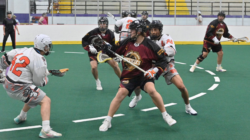 TNSLL's tweet image. Snake Island Muskies 🆚 Akwesasne Bucks (6/26/2025)
📸 Joe Francis