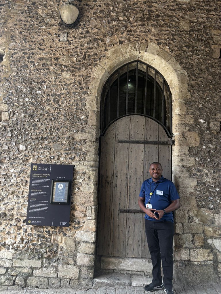 MitchellMGumbo's tweet image. 2-Day Training on “Prevention of Young People Suicide” | Winchester
Grateful for the opportunity to attend this important training in the historic city of Winchester.
I’m hoping to strengthen my skills in supporting young people who experience suicidal thoughts. So often,…