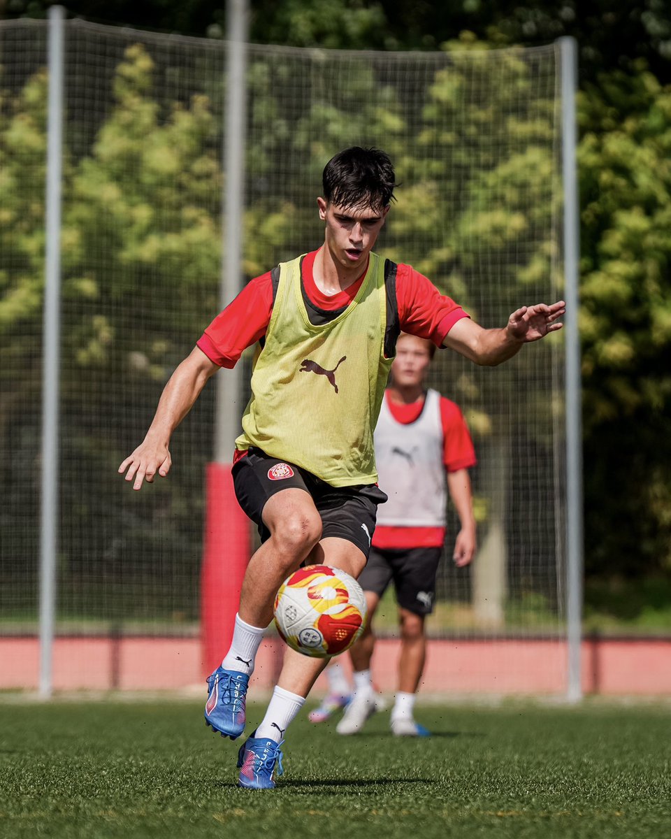 📌 El Girona B arrenca la pretemporada

💪 Els homes de Quique Álvarez s'han exercitat avui per primera vegada aquest curs.

👉 gironafc.cat/noticies/el-gi…