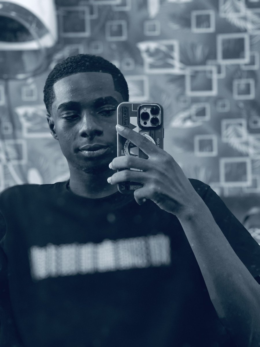 Timini_7's tweet image. 💇‍♂️