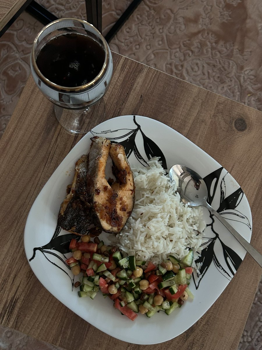 ladyfeather__'s tweet image. Today’s meal 35 gram protein 😋