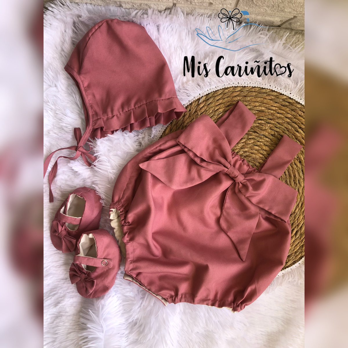 miscarinitos's tweet image. Hermoso tierno y delicado conjunto de 3 piezas. Tela de algodón, muy fresca para este Verano. Talla de 3 - 6 meses