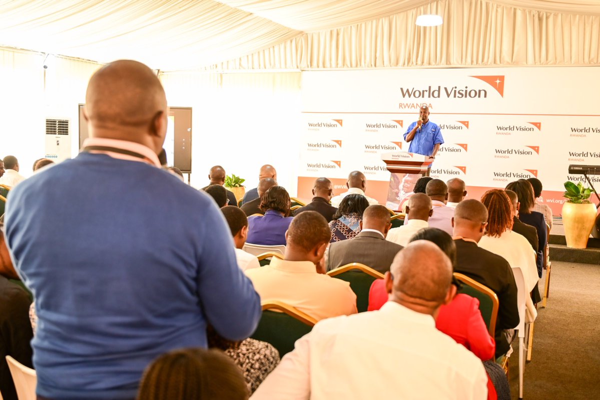 WVRwanda's tweet image. This morning, we hosted @WorldVision&apos;s Chief Field Operations Officer, @jb_kamate, who spoke to staff during the morning devotion. He urged staff to study God&apos;s word and reminded them of God&apos;s unchanging love in all seasons.