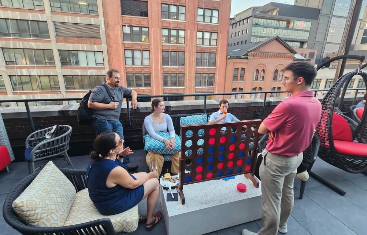 FSIArchitecture's tweet photo. FSI made their way down to Puttery NYC for a fantastic team building event.

We know that bringing our people together fosters great relationships that translate into providing you with the best services and work. 

Thank you to our Admin Assistant, Autumn, for a great event! https://t.co/bQhhkcWdrI