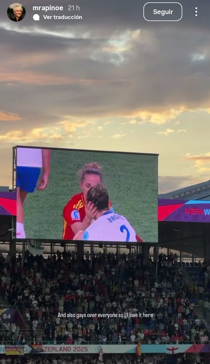 lestbeannas's tweet image. el debate sobre lo poco que ayuda la viralización de lo de ona y lucy al futfem mientras la megan rapinoe es esto