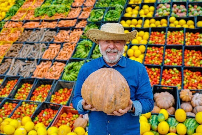 🌽🥦🫜🥕🍉🍆🍊🍍🍈
O Brasil saiu do Mapa da Fome! 🇧🇷 
Lula disse e cumpriu: “Nenhum brasileiro pode dormir com fome.”
Essa conquista é do povo! 

Comente aqui
BRASIL SEM FOME
LULA PELO POVO