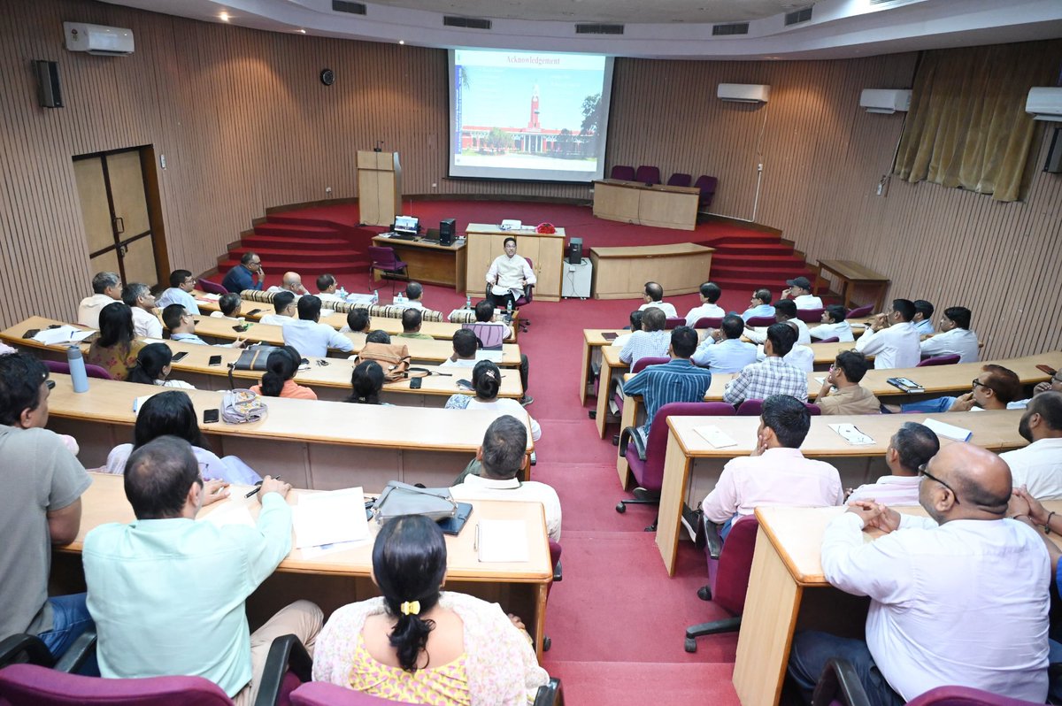 iaripusa1's tweet photo. IRC of the School of Crop Improvement
@icarindia https://t.co/LBBJ7zN7ZJ