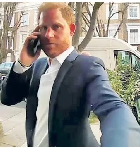 ali508728095623's tweet image. Do one #HaplessHarry #Hazbeen you’re not wanted or needed. You and your current wife spewed lies about your family and country! #Traitor #MeghanMarkleWillNeverBeAllowedInTheUkEverAgain