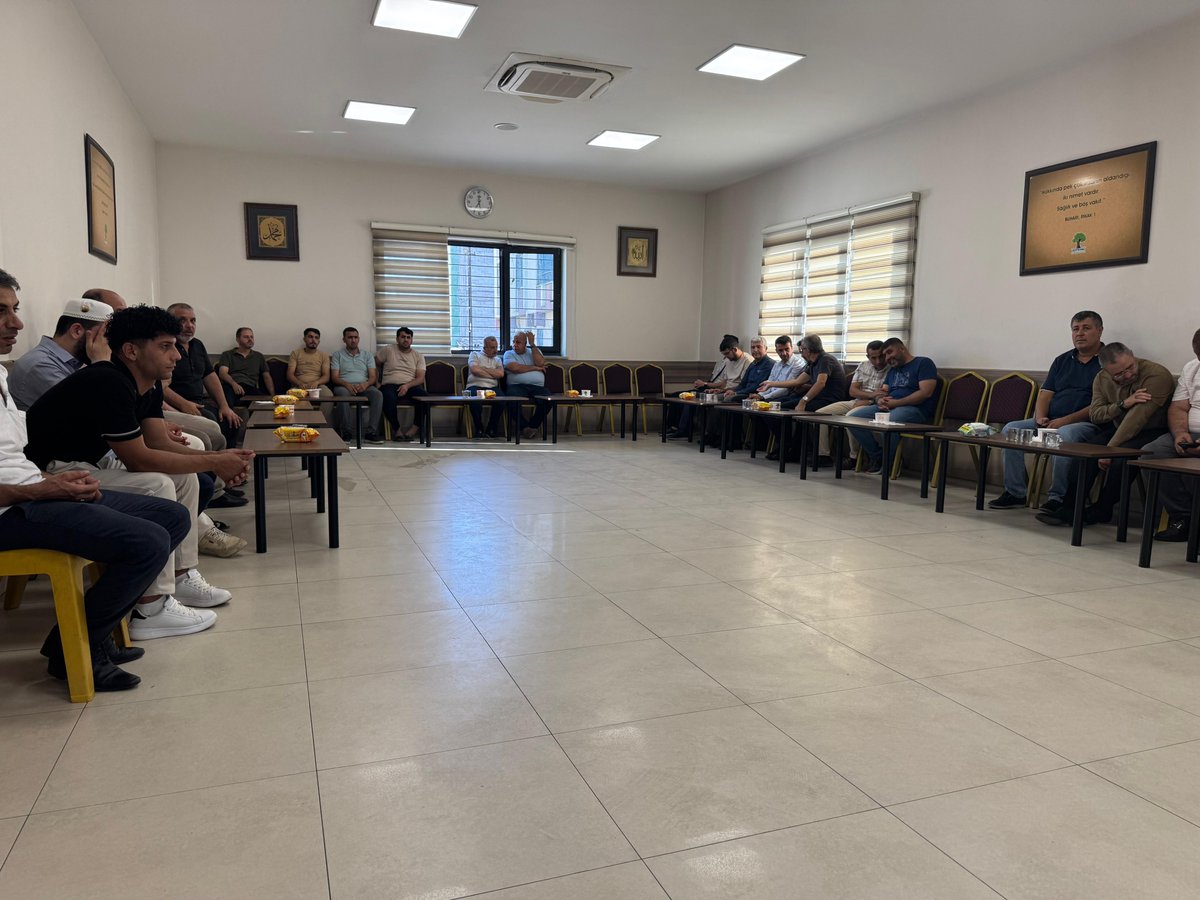 📍ŞEHİTKAMİL 

Gaziantep İl Milli Eğitim Müdürümüz Sayın Erdal Kılınç’a vefat eden amcası Mustafa Kılınç için taziye ziyaretinde bulunduk.
Merhuma Allah’tan rahmet diliyor, yakınlarına sabr-ı cemil niyaz ediyorum.
Mekânı cennet olsun.