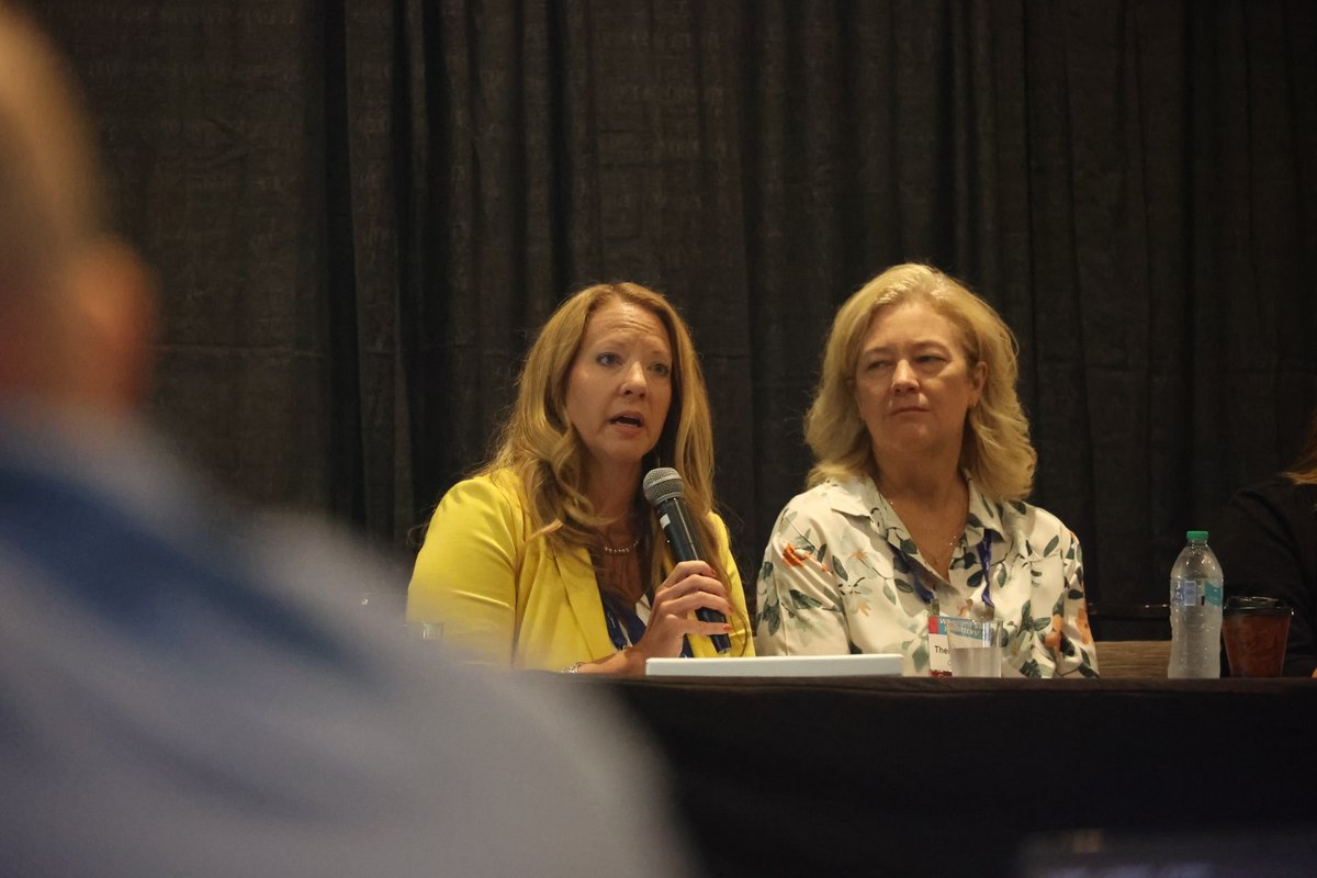 MOEducation's tweet image. #MoEd25 participants learned how to successfully implement a Continuous School Improvement Plan in their district during this session held by school leaders and DESE Area Supervisors.