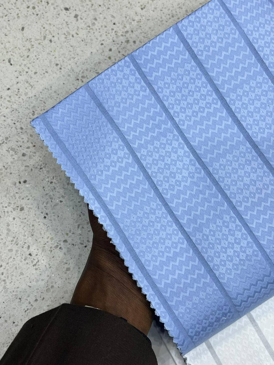 efbee_fabrics's tweet image. @efbee_fabrics is your destination for High-Quality Fabrics. 

SBS ESSENCE.

65K/5yards. 

Lagos.

Nationwide delivery.