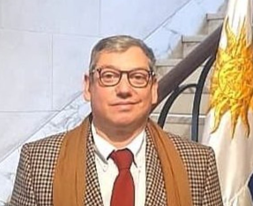 sovicap's tweet image. Casualidad la opinión de Enciso ?... NO
Luis Lacalle Pou, sacándose contricantes de encima para el 2029 ?...SI