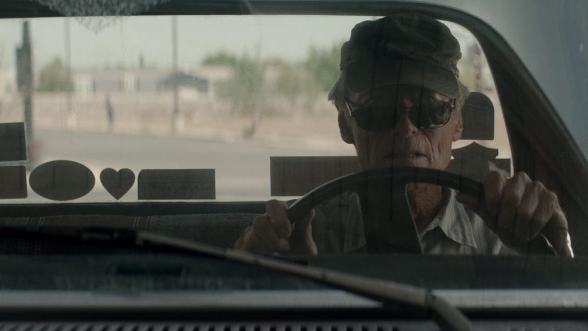 _livac's tweet photo. The Mule ( 2018 )

المحاولة الأخيرة للتكفير عن الذنب 

كلينت إيستوود بعمر التسعين قدّم لنا فيلم مستوحى من قصة حقيقية عن رجل بسيط يتحول لواحد من أذكى المهربين، مو لأنه مجرم، لأنه ضايع بين الندم ومحاولة إصلاح ما فات https://t.co/p1n1CopU2w