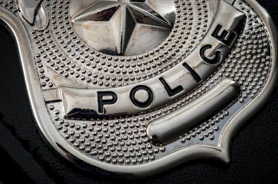 GreenfieldDR's tweet image. Arrests — July 28 dlvr.it/TM8zmz