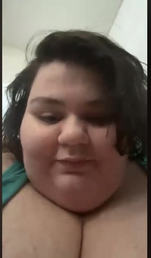 Chucklebubble's tweet image. I’m interested in Quirky love rose . She’s a head on fat tits and I’m feeling it.
She’s shaping up nicely in the pasture…. 🐄
The new foodie ? I like being entertained and some drama that isn’t war zones and exploitation so she’s already winning ✌🏼