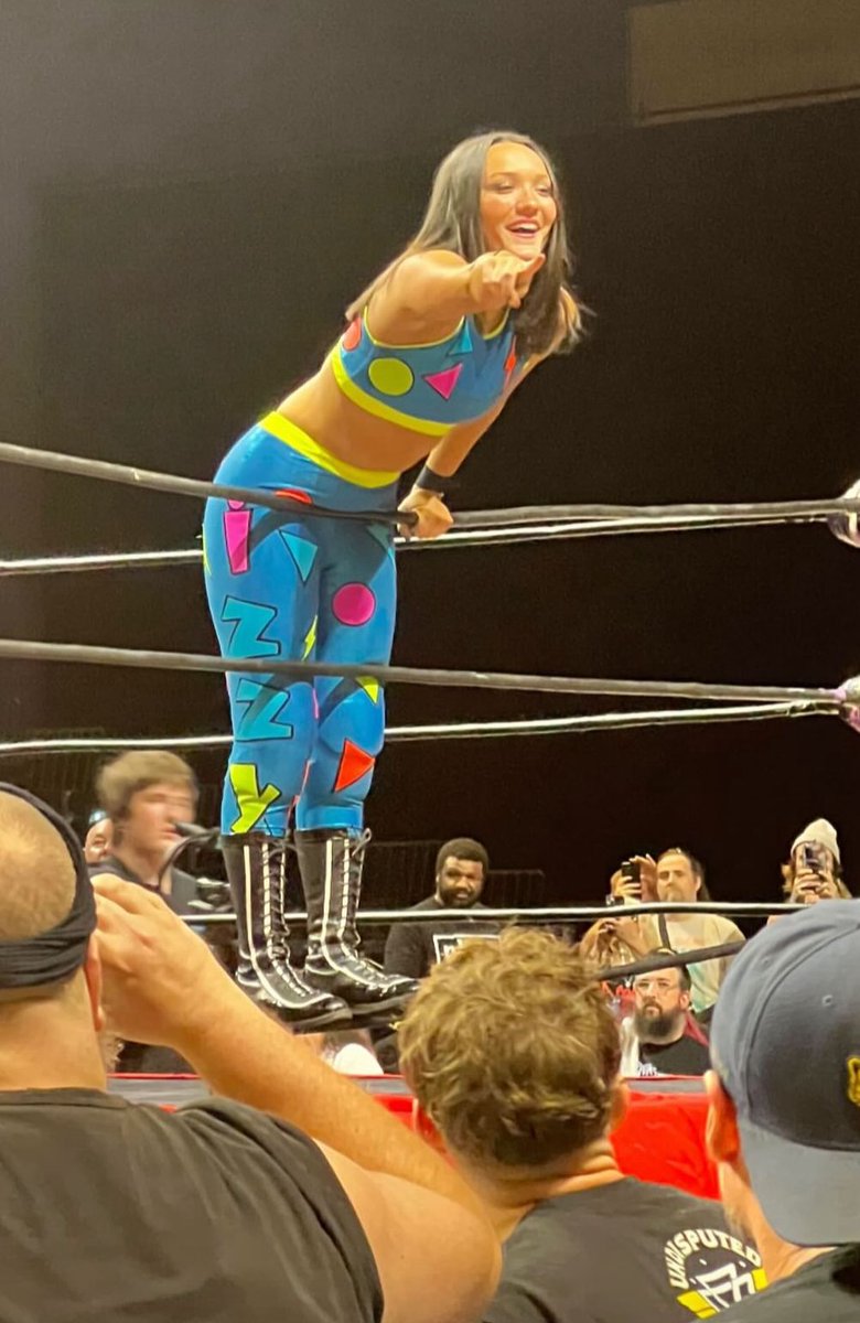 ItsIzzyMania's tweet image. Achievement Unlocked!🔓
6 years ago, I went to the Ocean Center as a fan. Fast forward to 6 years later….I went there as a pro wrestler and had a match!
Thank you @WrestlingAtomic and all the fans who came out to support! 🩵