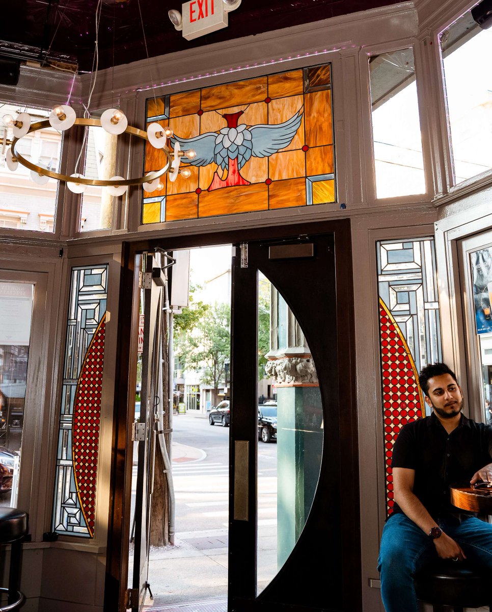 All that's missing is you. Head down Vine Street for happy hour from 3pm - 6pm and good vibes all night long!