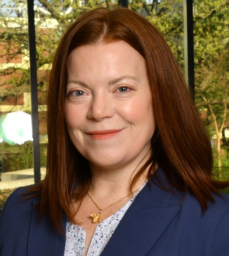 Growing up in McGregor, IA, Gretchen Brummel had a front-row seat to her parents' community pharmacy. A UI College of Pharmacy graduate, Brummel now serves as Director of the Professional Experience Program, shaping the next generation of pharmacists. bit.ly/4lZjCCb