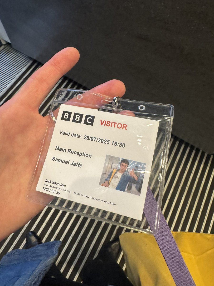 Del Water Gap (@delwatergap) on Twitter photo hear ‘how to live’ for the first time at 6P UK / 1P EST on <a href="/BBCR1/">BBC Radio 1</a> w Jack Saunders bbc.co.uk/programmes/m00… !!!!!! X hear ‘how to live’ for the first time at 6P UK / 1P EST on <a href="/BBCR1/">BBC Radio 1</a> w Jack Saunders bbc.co.uk/programmes/m00… !!!!!! X