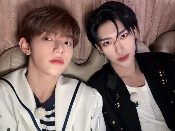 ricksyzns's tweet image. me and three other hariboz enjoyers still asking for an updated selca