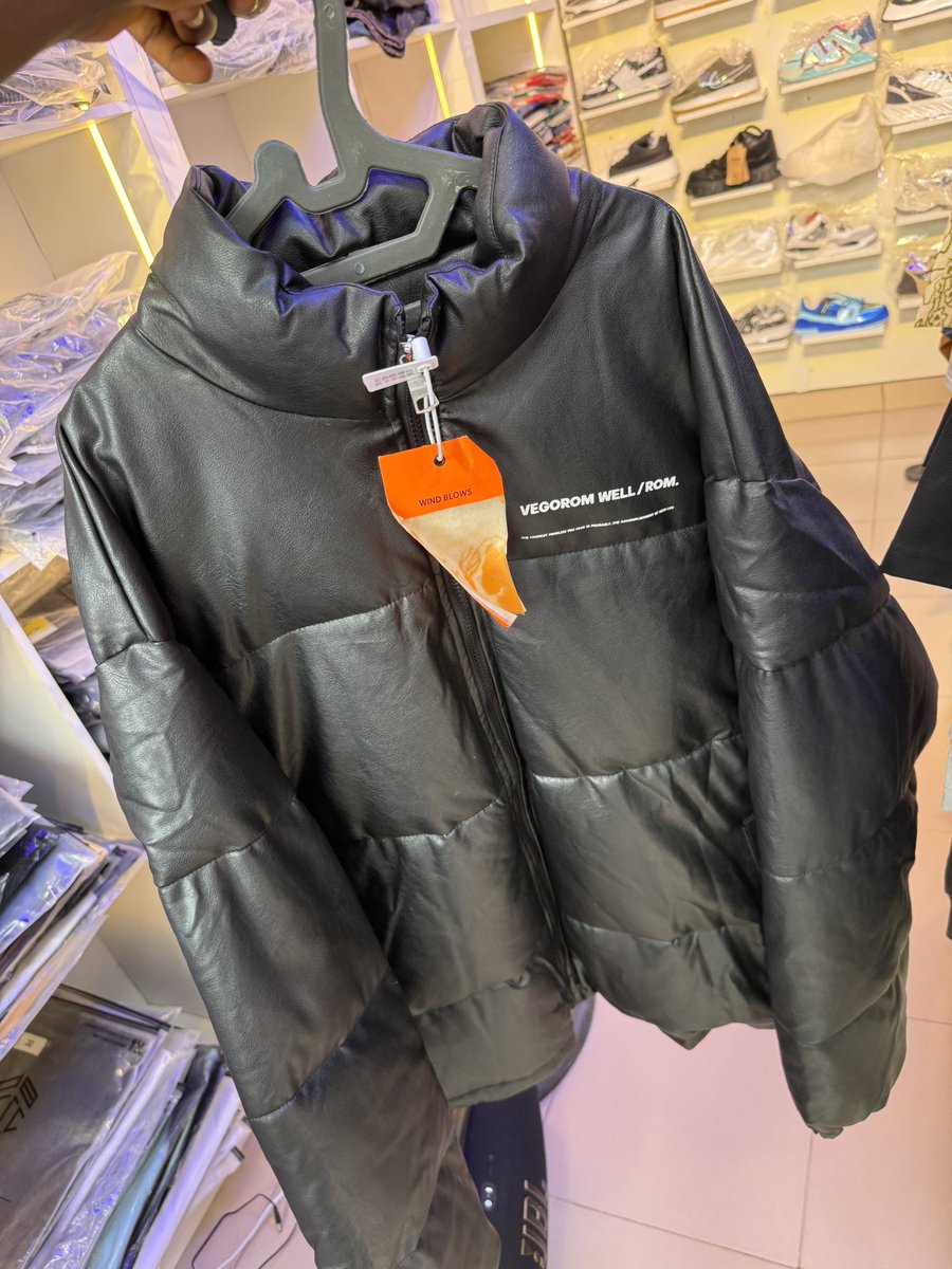 spectre1509's tweet image. Come get one guys 
    If possible get all for yourself 😎🥶