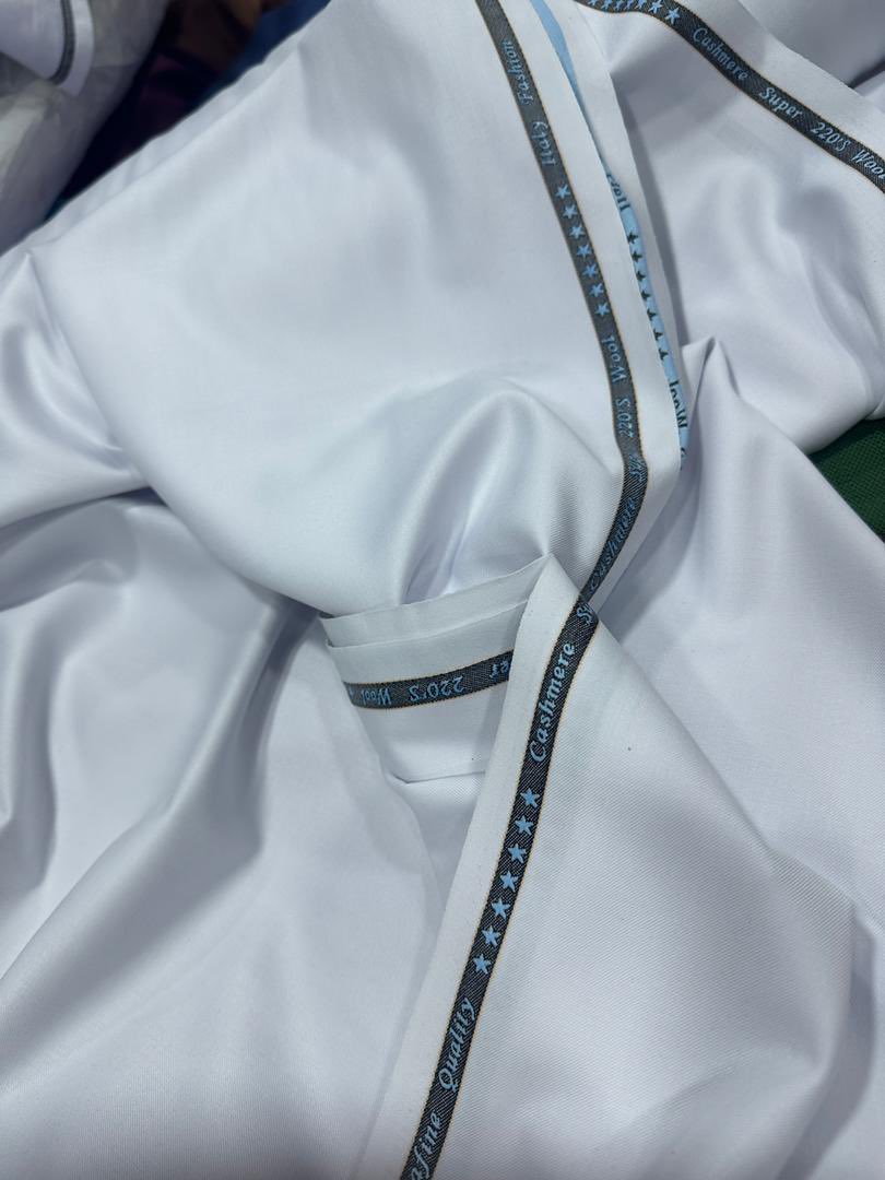 efbee_fabrics's tweet image. 7star cashmere wool with style inspiration. 

23K/4yards. 

Lagos 

Nationwide delivery.