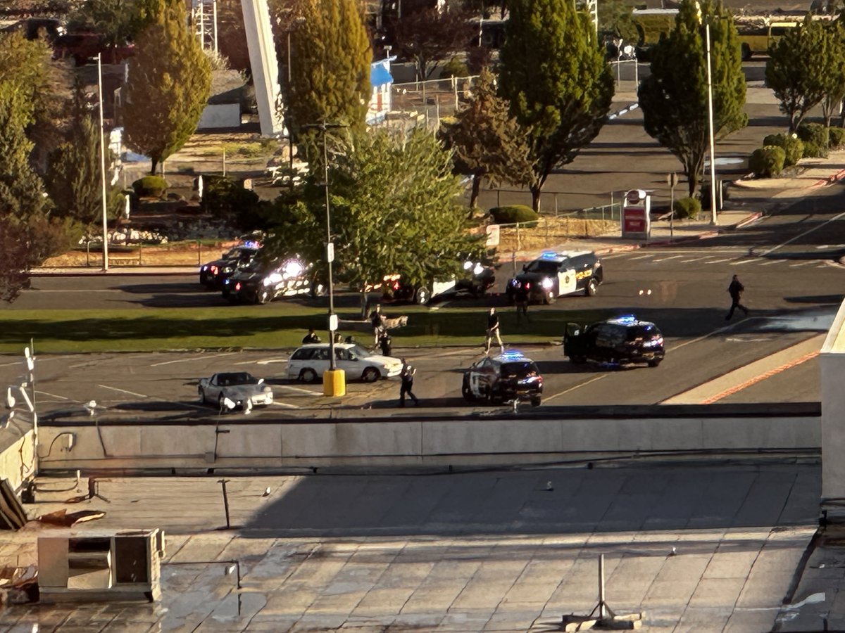 tecas2000's tweet image. The Reno Police Department is responding to a shooting at the Grand Sierra Resort. The public is asked to avoid the area.
The shooting took place at the Grand Sierra Resort (GSR). It started in the valet area outside the hotel and potentially extended into other parts of the…